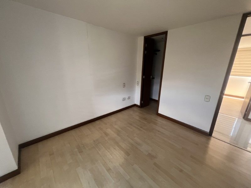 APARTAMENTO EN ARRIENDO UBICADO EN EL POBLADO SECTOR LOMA DEL INDIO - 4
