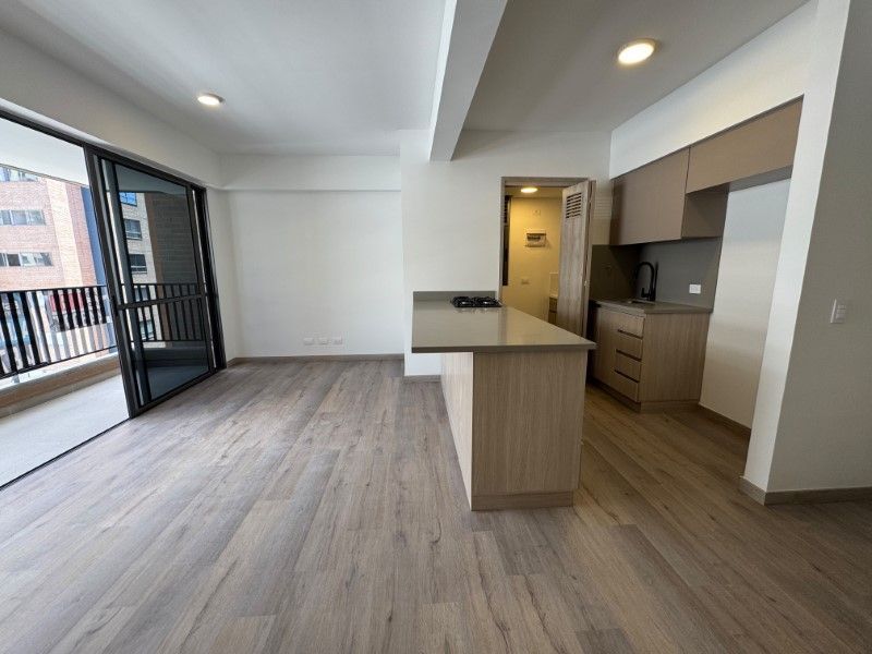 APARTAMENTO EN ARRIENDO UBICADO EN EL POBLADO SECTOR CIUDAD DEL RIO - 2