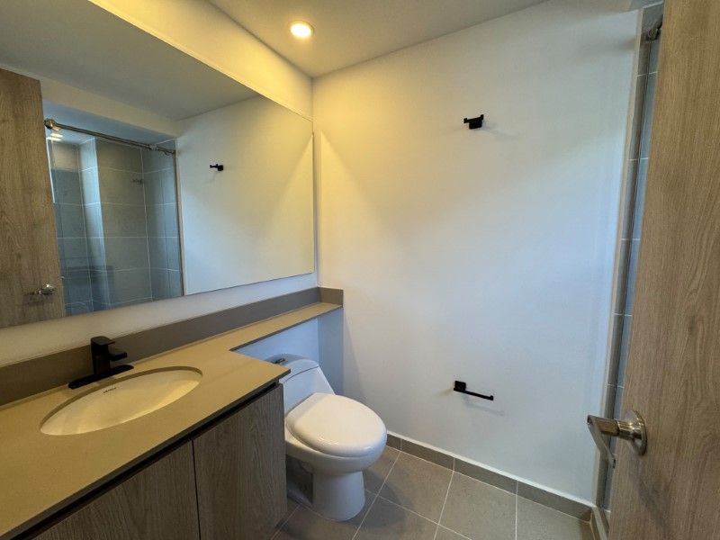 APARTAMENTO EN ARRIENDO UBICADO EN EL POBLADO SECTOR CIUDAD DEL RIO - 6