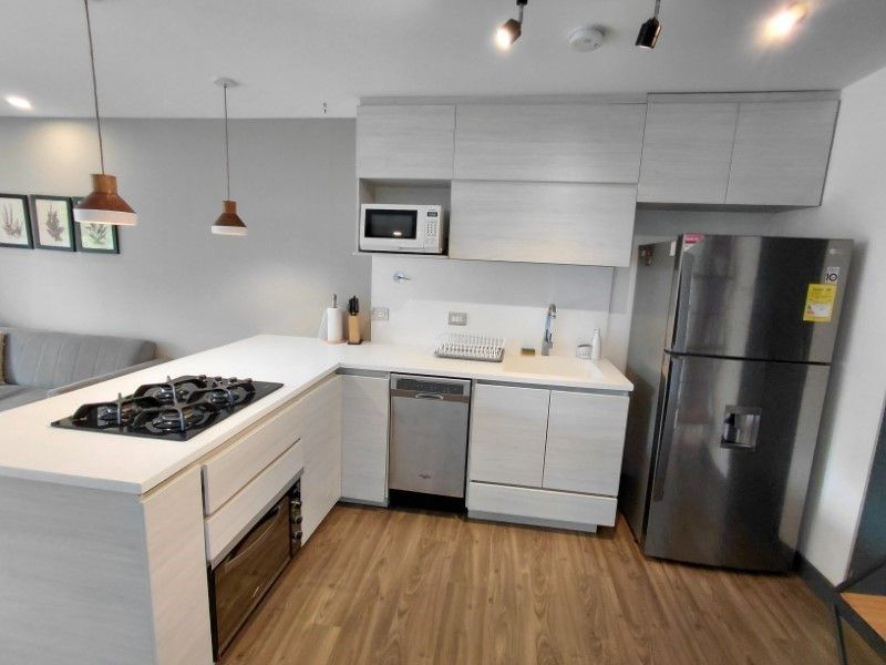 APARTAMENTO EN ARRIENDO UBICADO EN EL POBLADO SECTOR PROVENZA - 3
