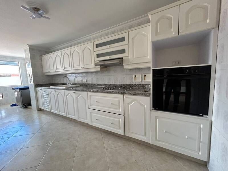 APARTAMENTO EN ARRIENDO UBICADO EN MEDELLIN SECTOR LAURELES - 3