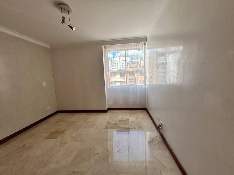 APARTAMENTO EN ARRIENDO UBICADO EN MEDELLIN SECTOR LAURELES - 6