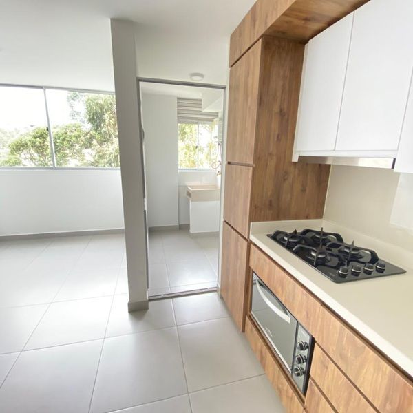 APARTAMENTO EN VENTA UBICADO EN RIONEGRO SECTOR TRANVIA - 3