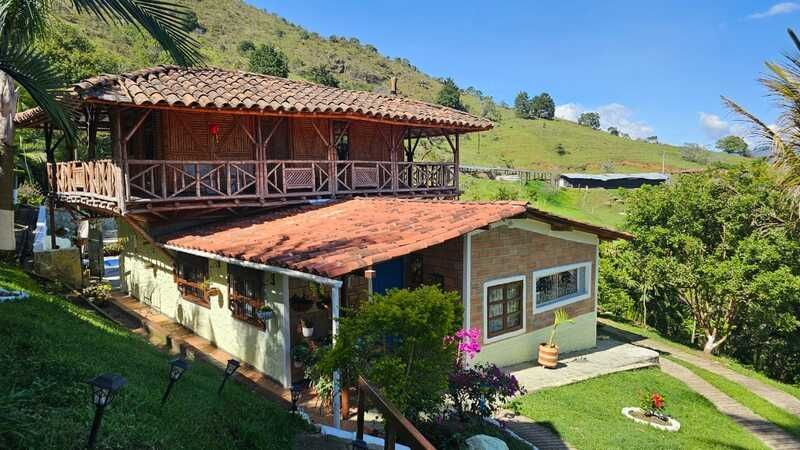 FINCA EN VENTA UBICADA EN COPACABANA SECTOR ALTOS DE VILLA ROCA