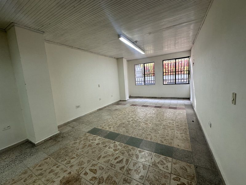 LOCAL EN ARRIENDO UBICADO EN BELLO SECTOR PLAZA DE BELLO - 5