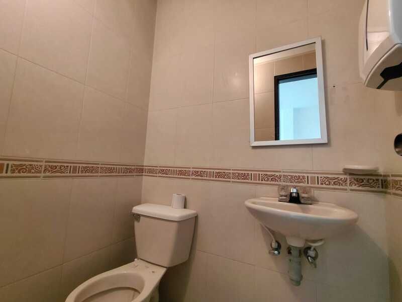 LOCAL EN ARRIENDO UBICADO EN MEDELLIN SECTOR CONQUISTADORES - 4
