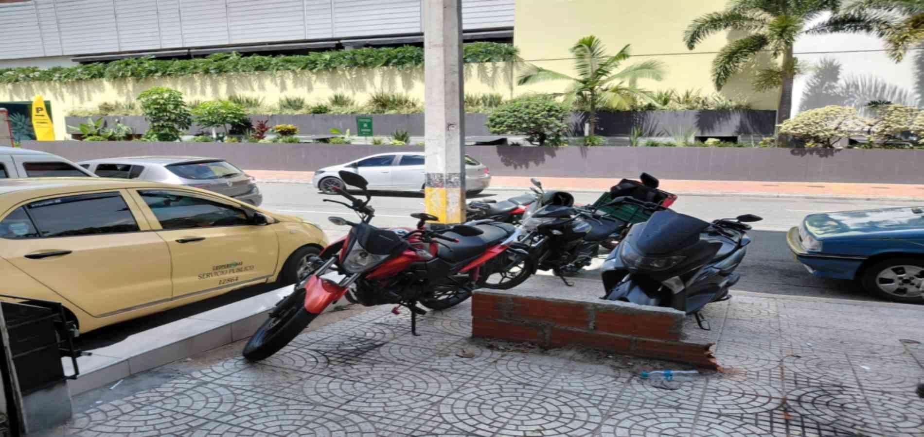 LOCAL EN ARRIENDO UBICADO EN MEDELLIN SECTOR CONQUISTADORES - 5
