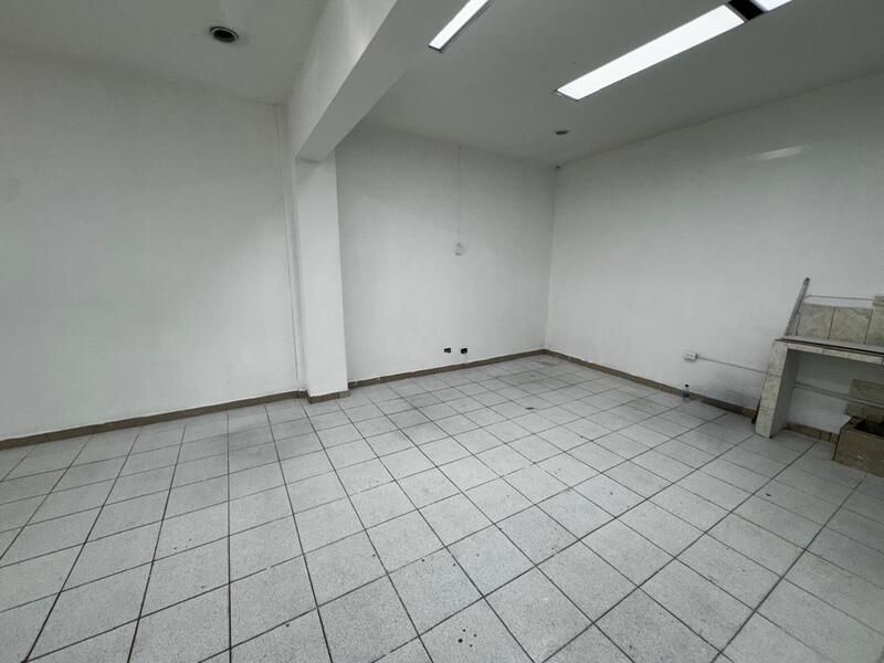 LOCAL EN ARRIENDO UBICADO EN ITAGUI SECTOR LA ESMERALDA - 8