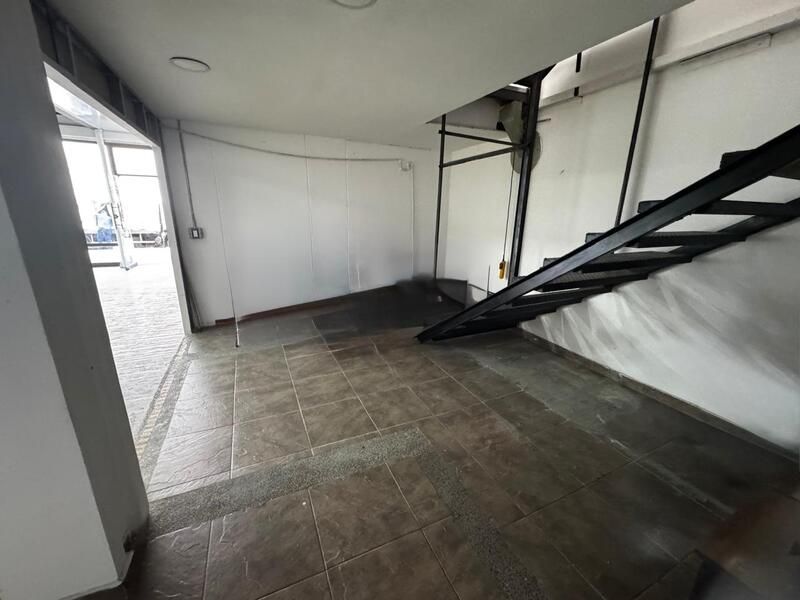LOCAL EN ARRIENDO UBICADO EN ITAGUI SECTOR LA ESMERALDA - 9