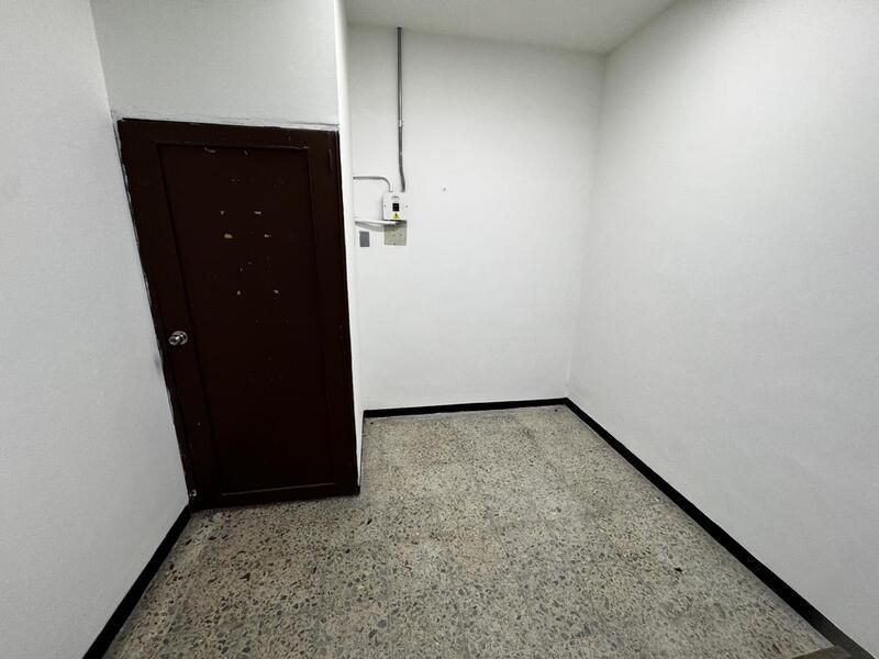 LOCAL EN ARRIENDO UBICADO EN ITAGUI SECTOR LA ESMERALDA - 8