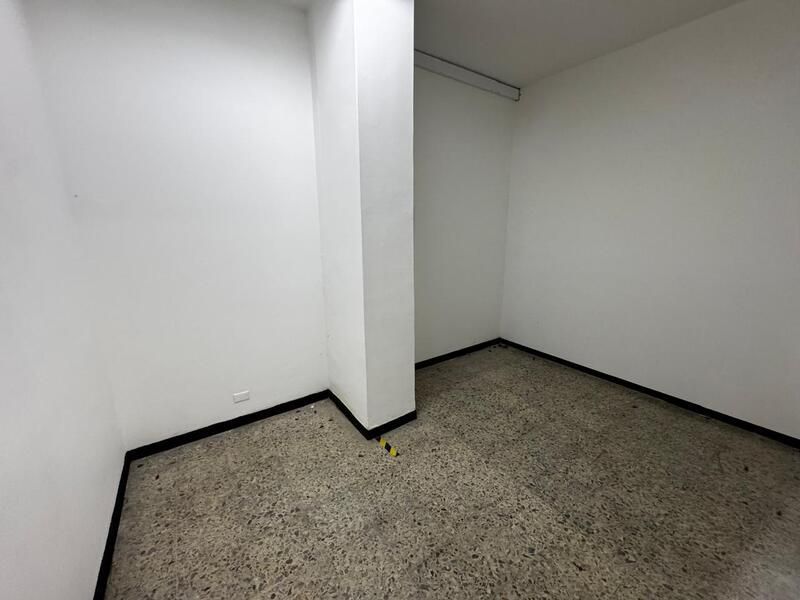 LOCAL EN ARRIENDO UBICADO EN ITAGUI SECTOR LA ESMERALDA - 9