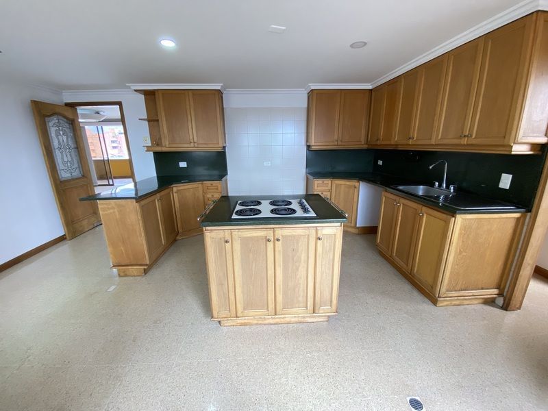 APARTAMENTO EN VENTA UBICADO EN MEDELLIN SECTOR SANTA TERESITA - 5