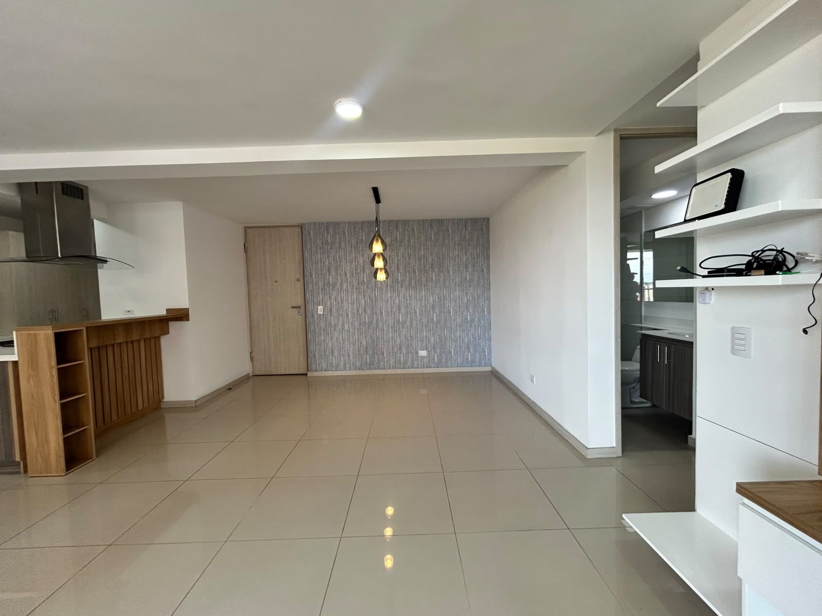 APARTAMENTO EN ARRIENDO UBICADO EN MEDELLIN POR EL SECTOR CALASANZ PARTE ALTA - 2