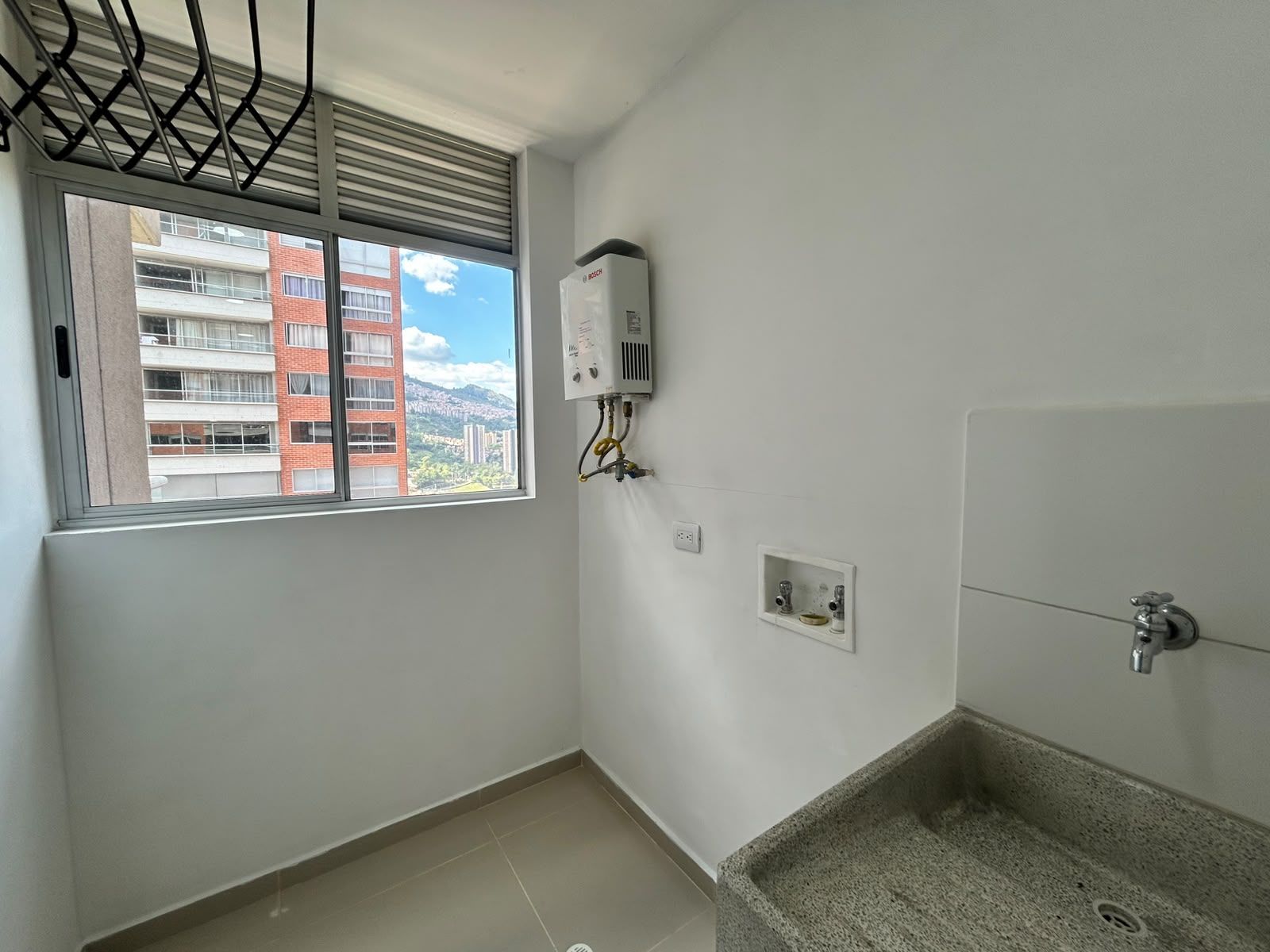 APARTAMENTO EN ARRIENDO UBICADO EN MEDELLIN POR EL SECTOR CALASANZ PARTE ALTA - 16