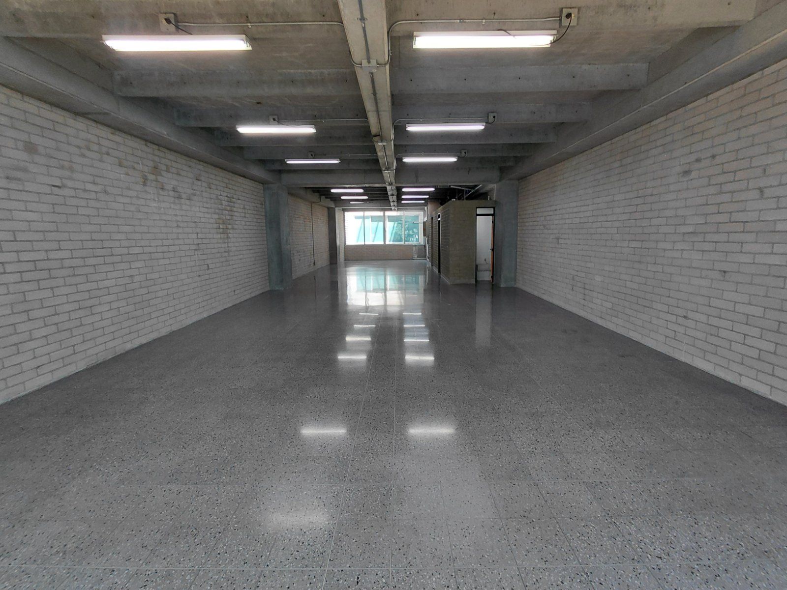 OFICINA EN ARRIENDO UBICADO EN MEDELLIN SECTOR GUAYABAL - 6