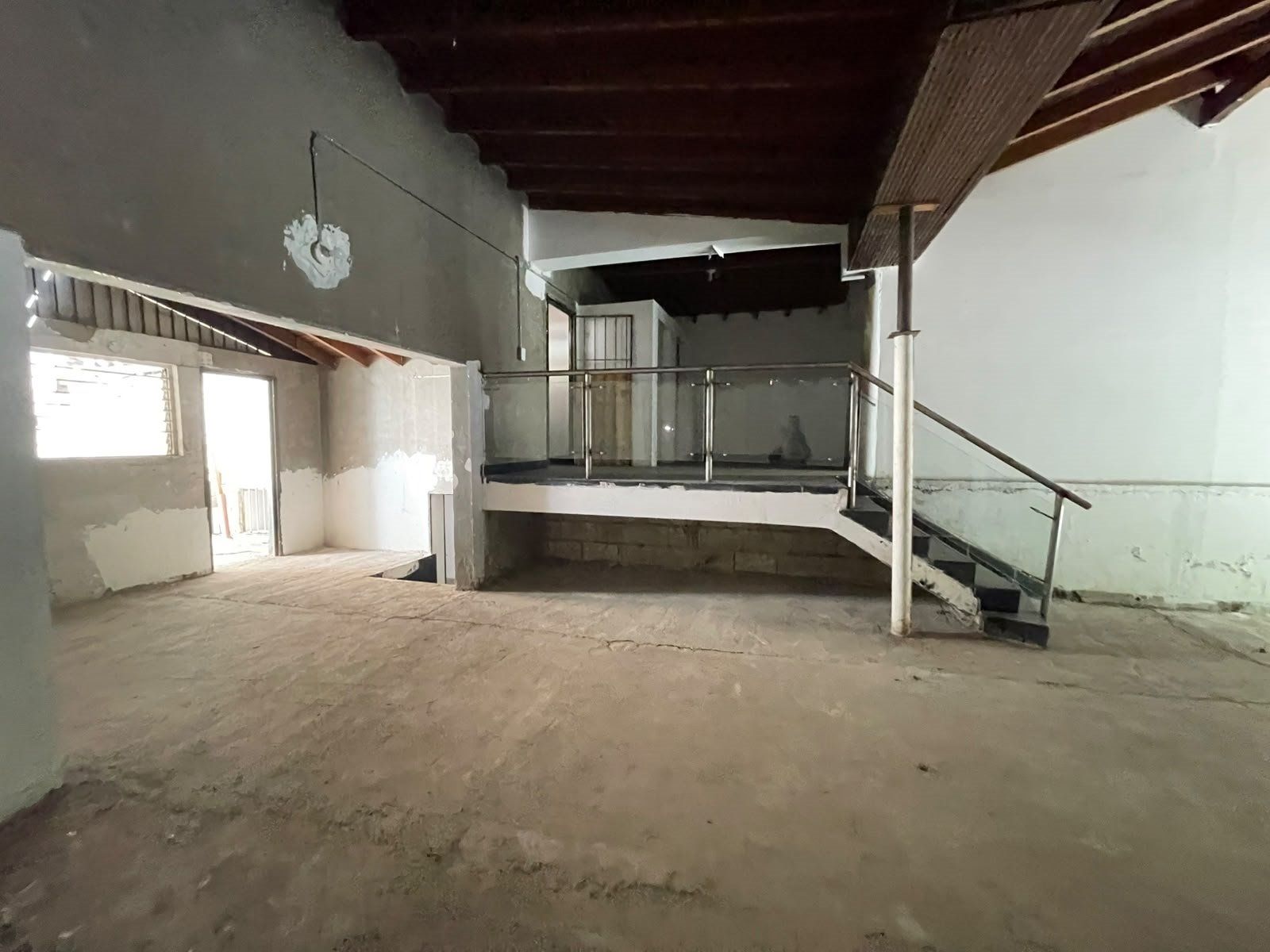 BODEGA EN ARRIENDO UBICADA EN MEDELLIN SECTOR LAURELES - 6