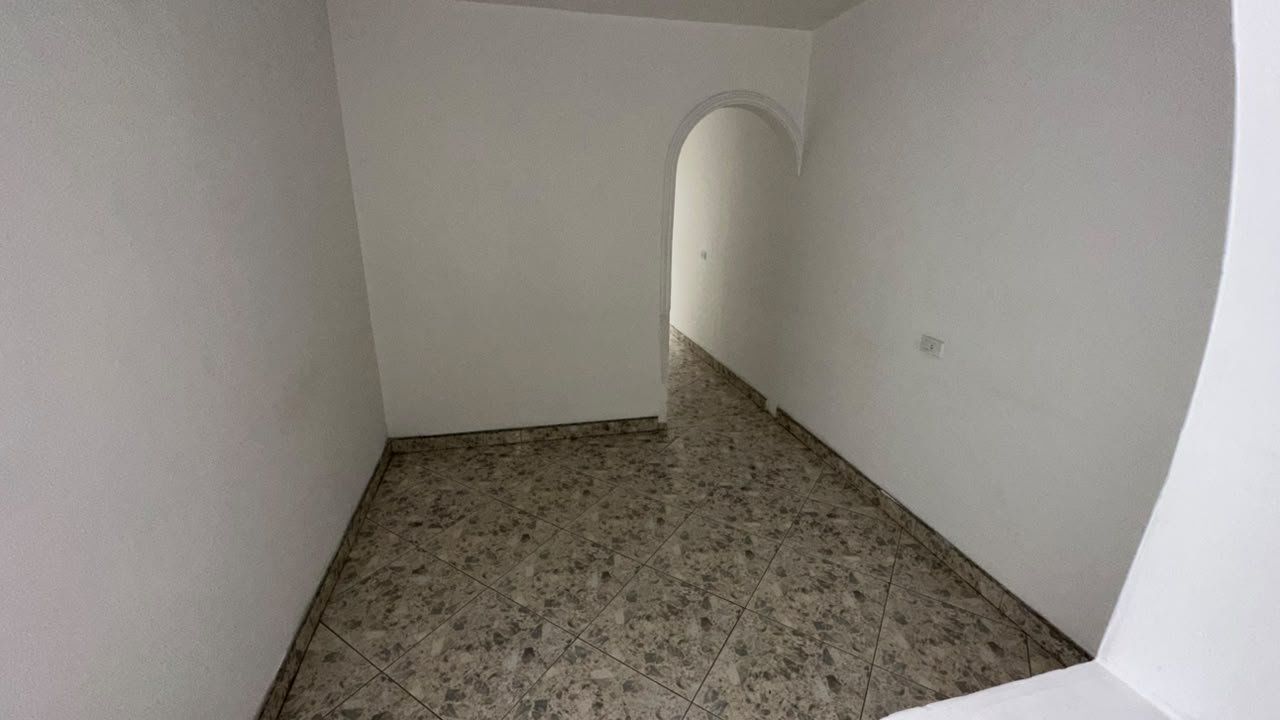 CASA EN ARRIENDO UBICADA EN BELLO SECTOR MANCHESTER - 4
