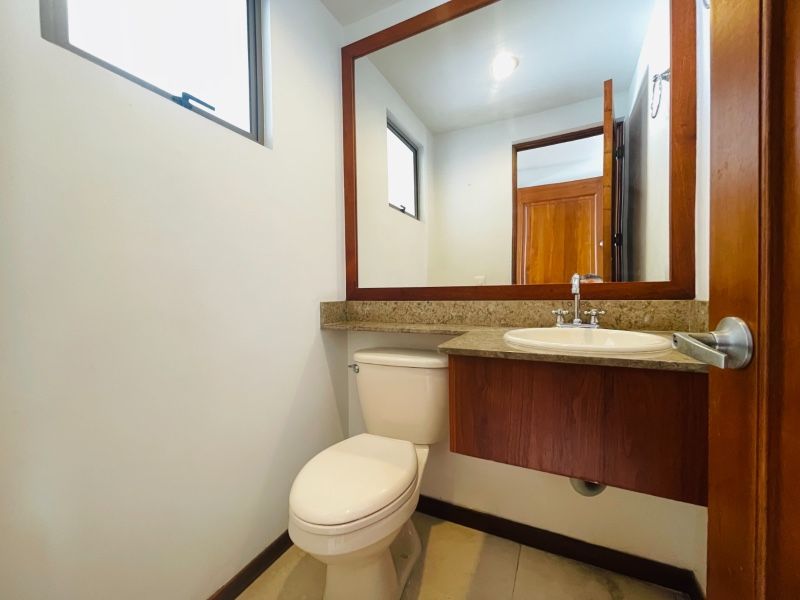 CASA EN ARRIENDO UBICADA EN MEDELLÍN POR EL SECTOR SAN LUCAS - 17