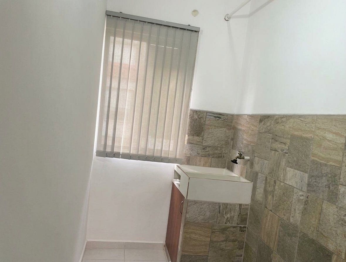 CASA EN ARRIENDO UBICADA EN MEDELLÍN SECTOR SANTA MÓNICA - 12