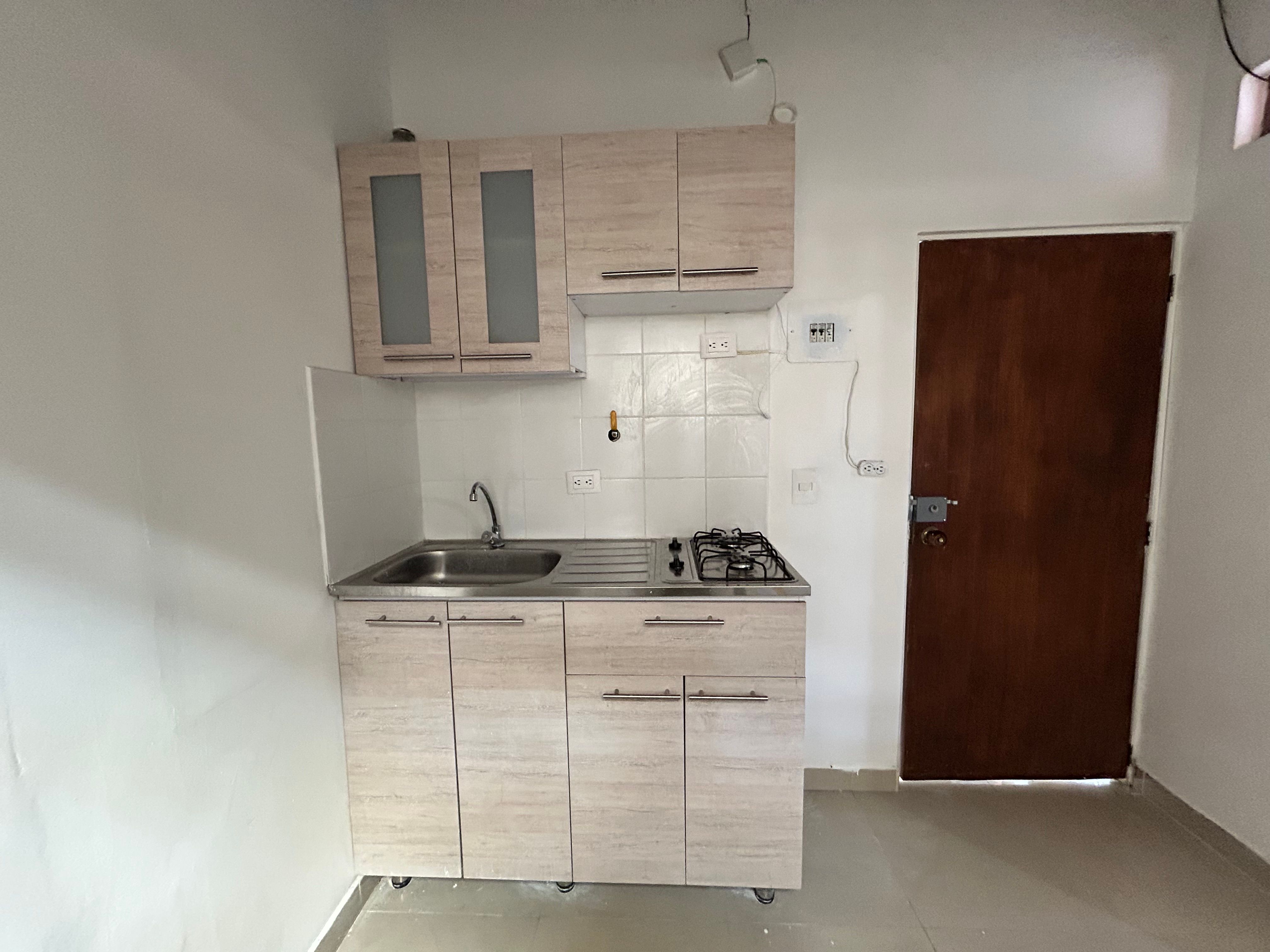 APARTAESTUDIO EN ARRIENDO UBICADO EN MEDELLIN SECTOR SAN JOAQUIN - 3