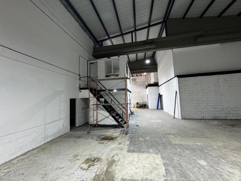 Bodega en arriendo ubicada en Itagui sector Simon Bolivar - 3