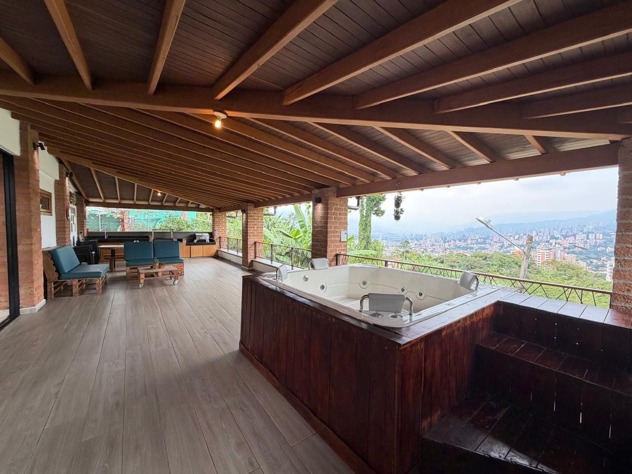 CASA EN ARRIENDO UBICADA EN EL ENVIGADO SECTOR ANTILLAS - 14