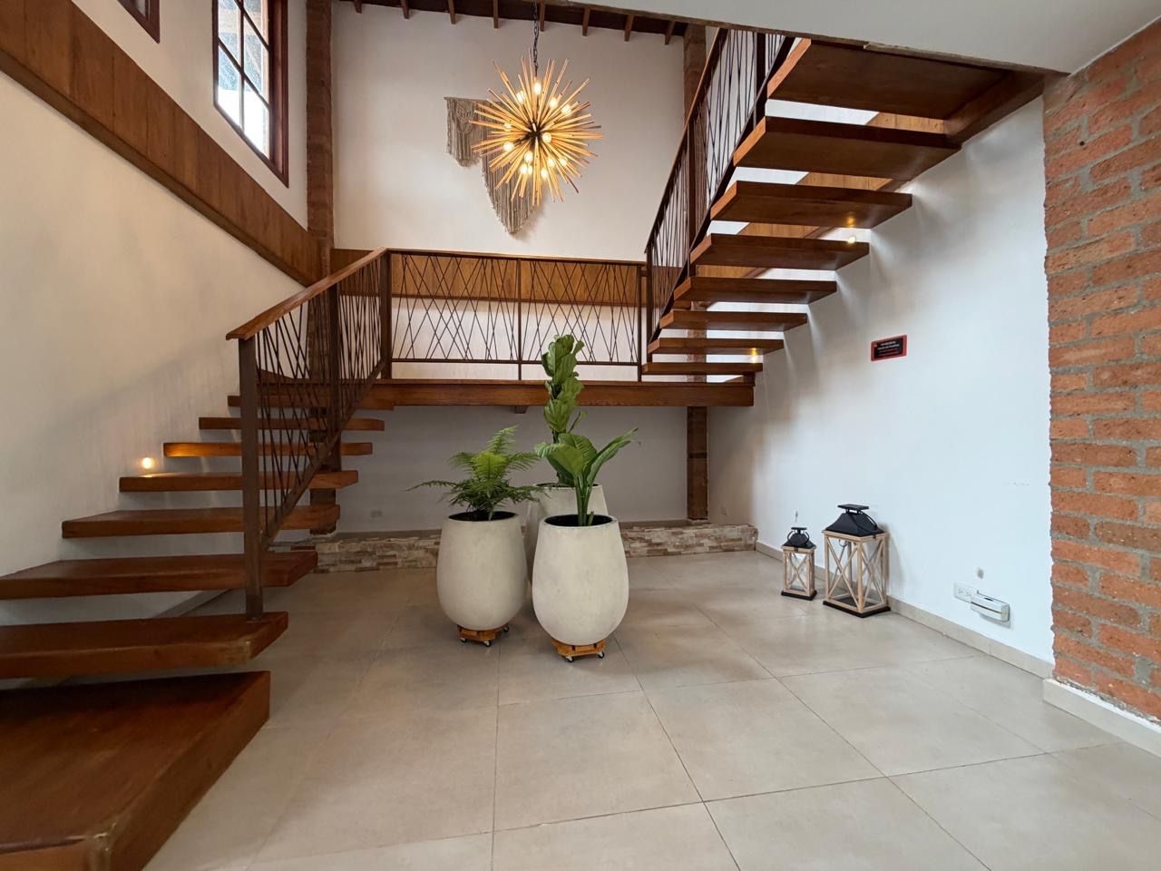 CASA EN ARRIENDO UBICADA EN EL ENVIGADO SECTOR ANTILLAS