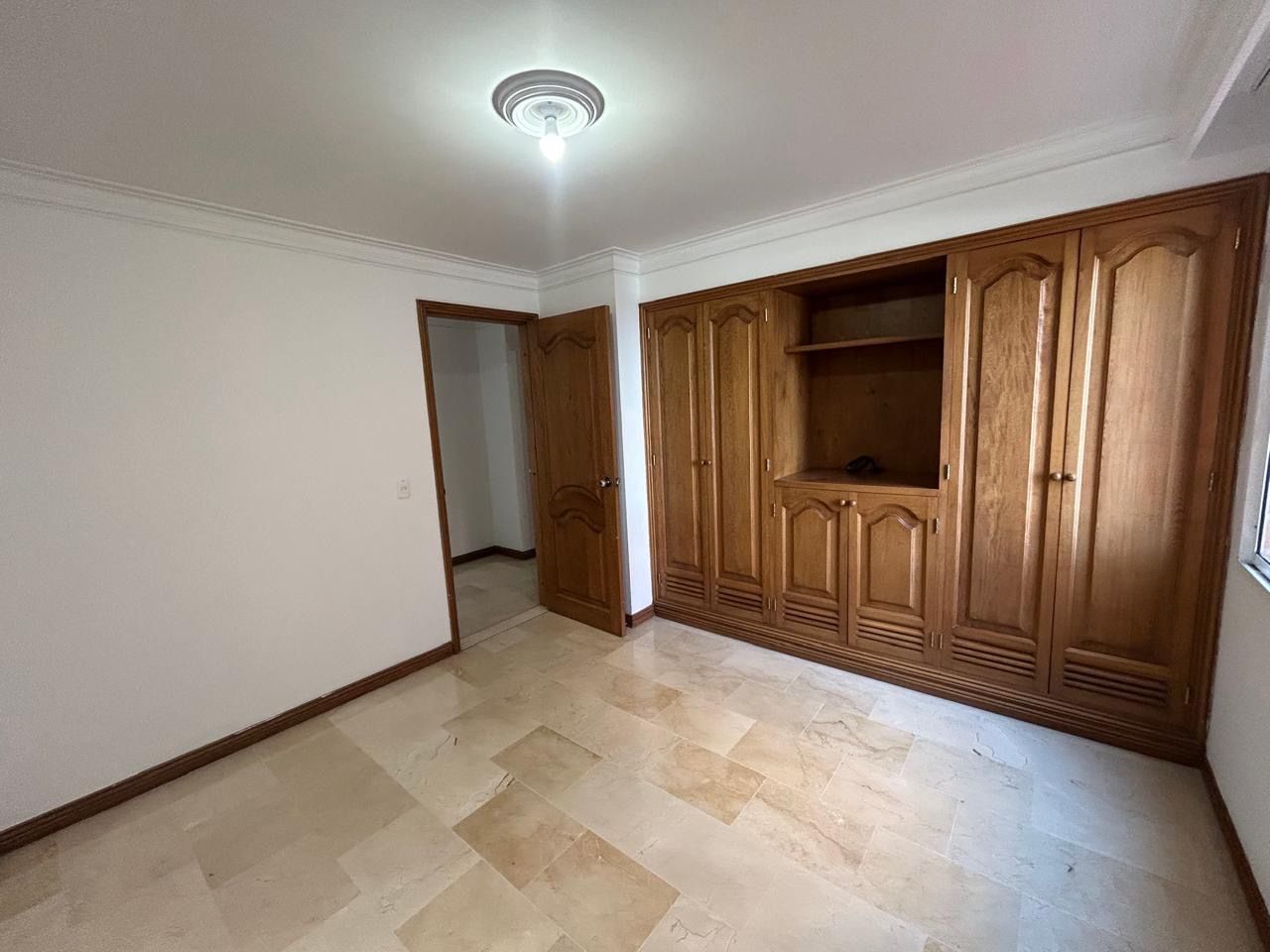 APARTAMENTO EN ARRIENDO UBICADO EN MEDELLIN SECTOR LAURELES - 6