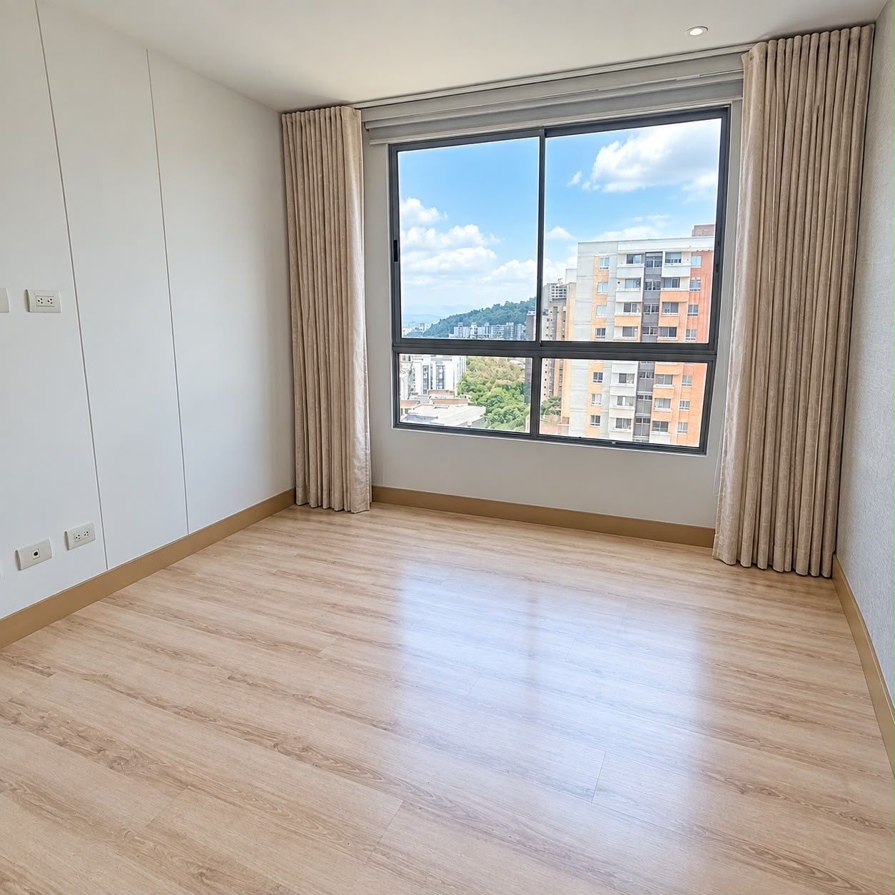 APARTAMENTO EN ARRIENDO UBICADO EN MEDELLIN SECTOR CASTROPOL - 12