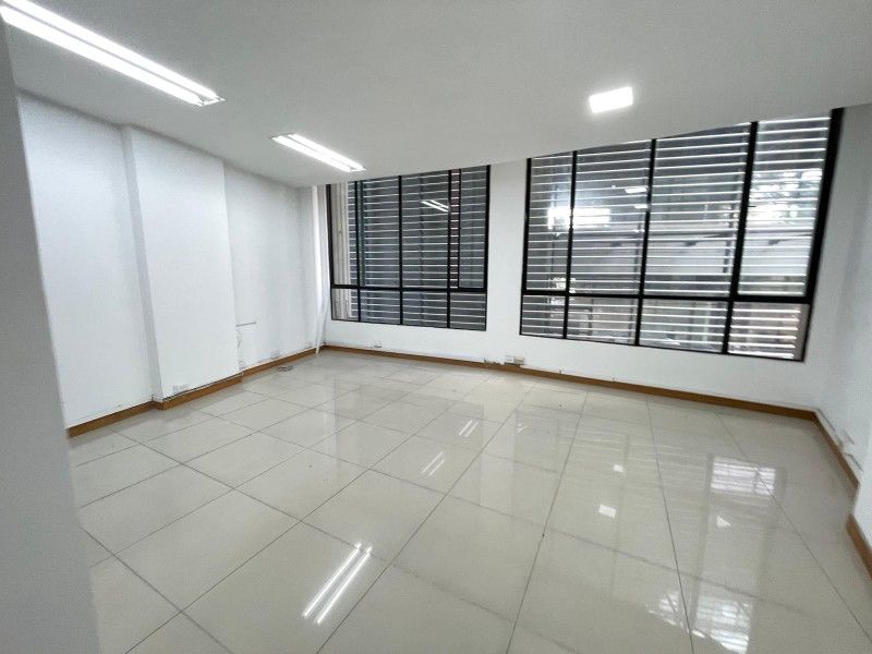 OFICINA EN ARRIENDO EN EL POBLADO MEDELLÍN - 3