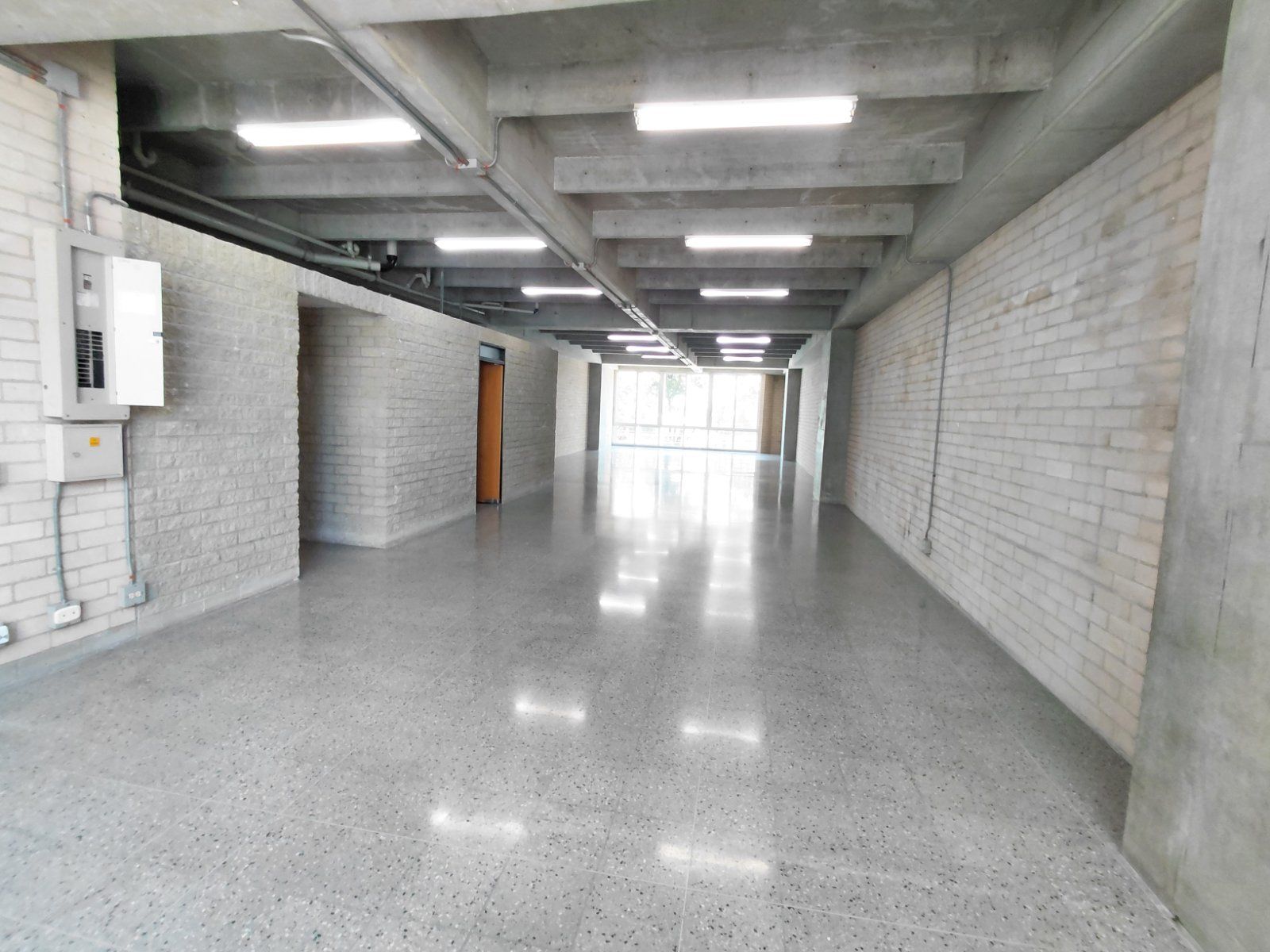 OFICINA EN ARRIENDO UBICADO EN MEDELLIN SECTOR GUAYABAL - 10