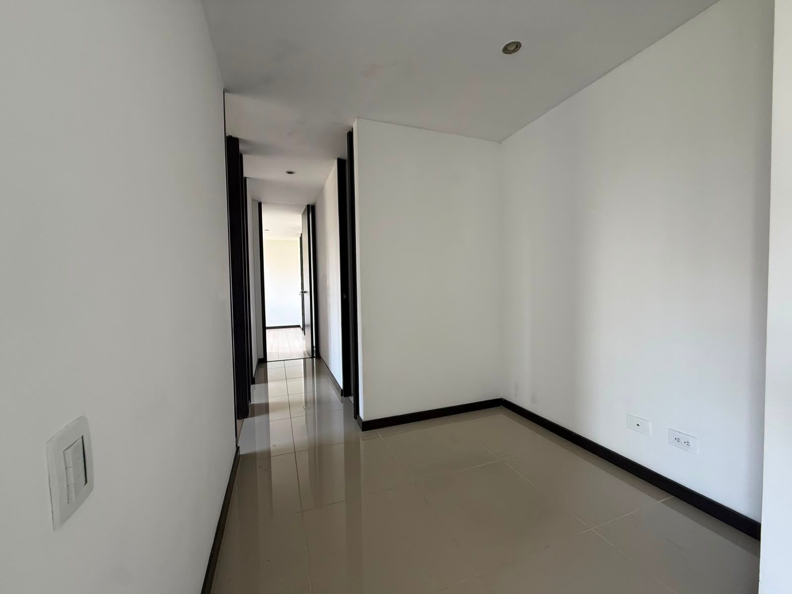 APARTAMENTO EN ARRIENDO UBICADO EN ITAGÜÍ SECTOR EL ENCANTO - 4