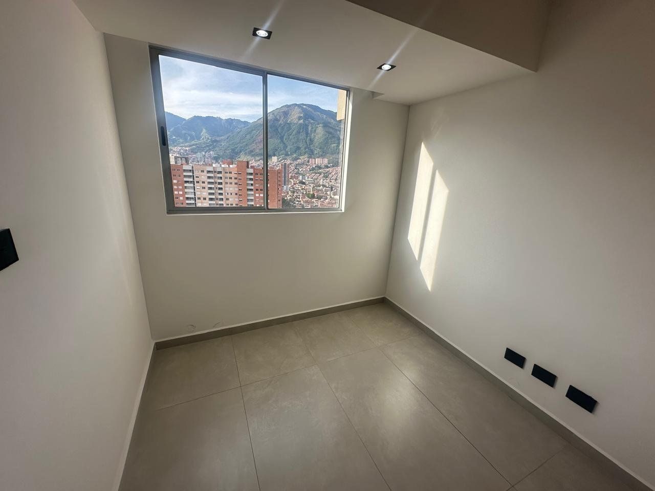 APARTAMENTO EN ARRIENDO UBICADO EN BELLO SECTOR SANTA ANA - 3