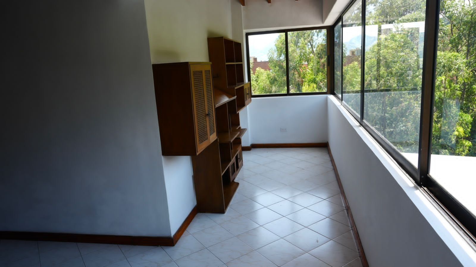APARTAMENTO EN ARRIENDO UBICADO MEDELLIN SECTOR VIZCAYA - 2