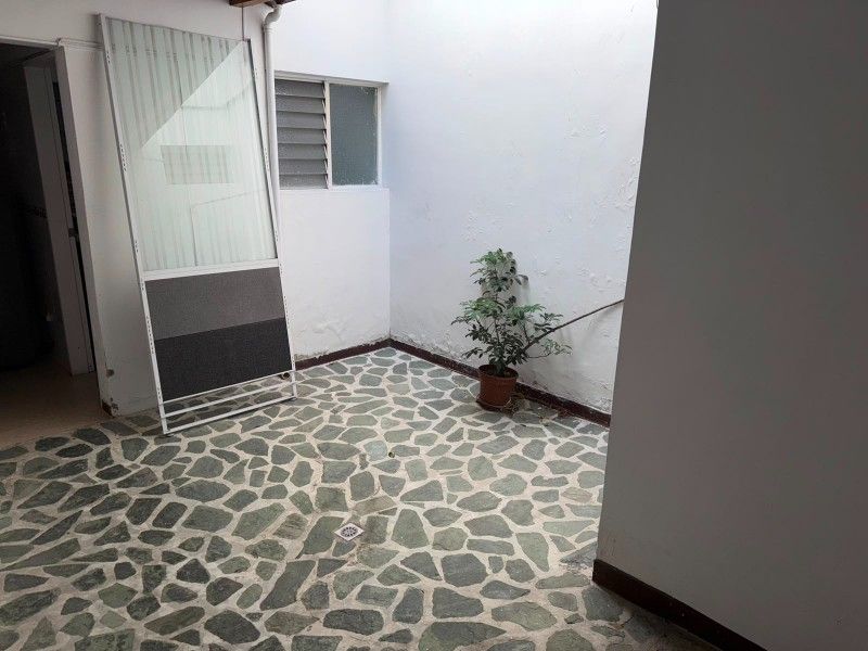 CASA EN VENTA UBICADA EN MEDELLIN SECTOR LAURELES - 7
