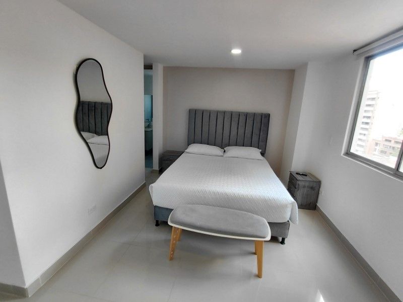 APARTAMENTO EN ARRIENDO EN MEDELLIN EN EL SECTOR LAURELES - 5