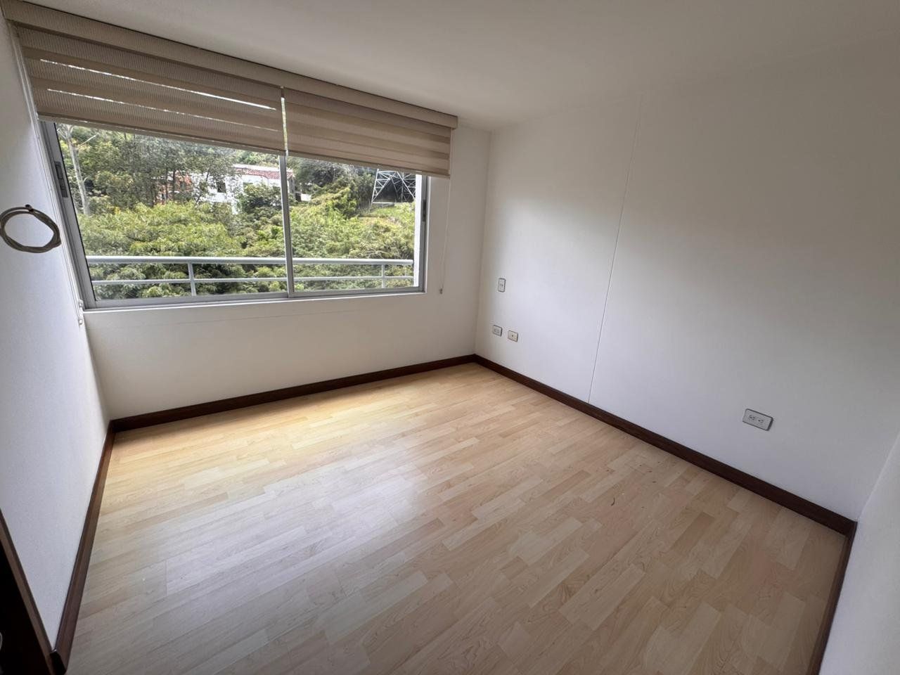 APARTAMENTO EN ARRIENDO UBICADO EN MEDELLIN SECTOR LOMA DEL INDIO - 5
