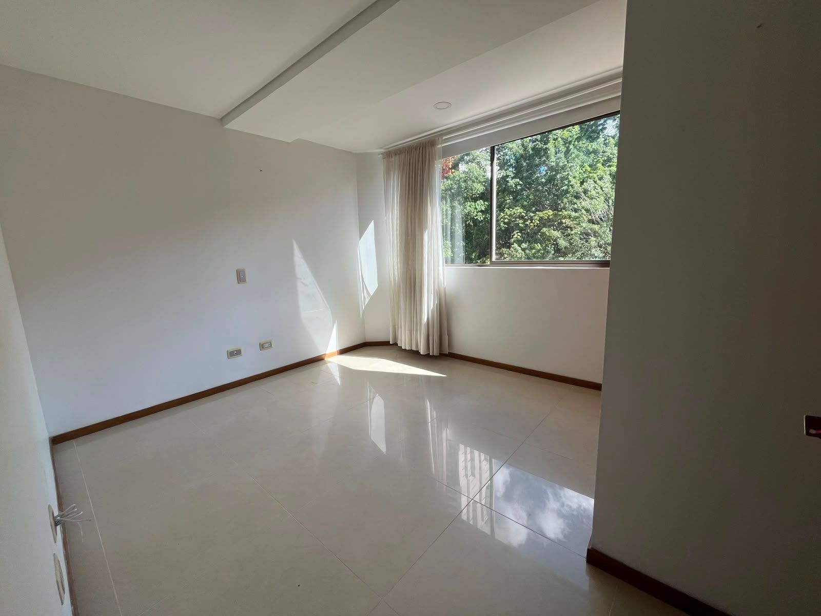 APARTAMENTO EN ARRIENDO UBICADO EN SABANETA SECTOR LAS LOMITAS - 5
