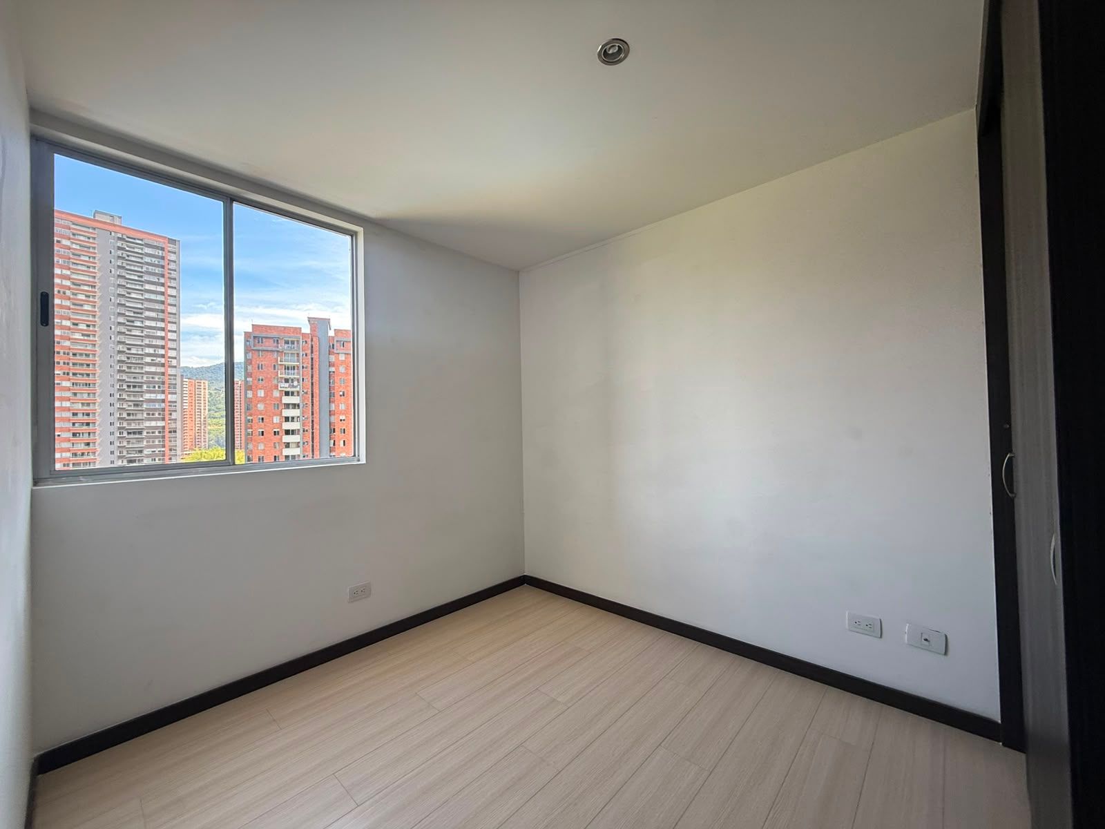 APARTAMENTO EN ARRIENDO UBICADO EN ITAGÜÍ SECTOR EL ENCANTO - 5