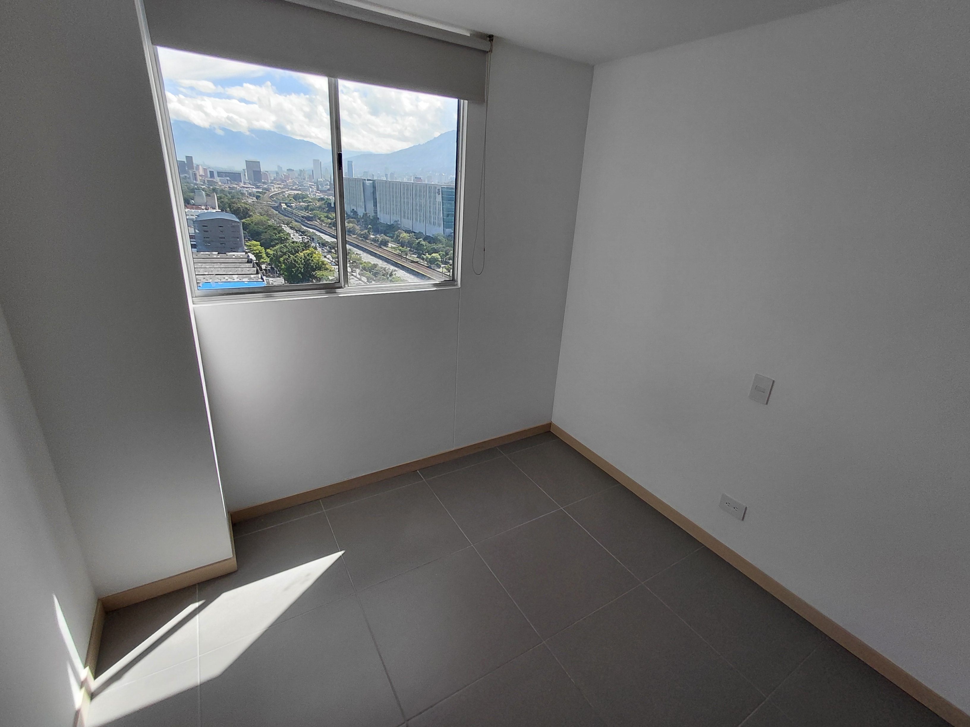 APARTAMENTO EN ARRIENDO UBICADO EN MEDELLIN SECTOR GUAYABAL - 5