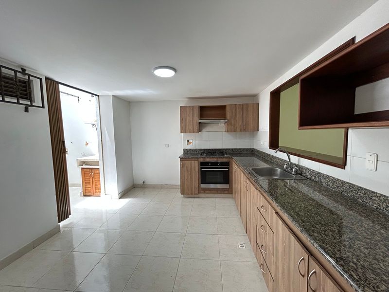 APARTAMENTO EN ARRIENDO UBICADO EN ENVIGADO SECTOR LOMA DEL ATRAVESADO - 5