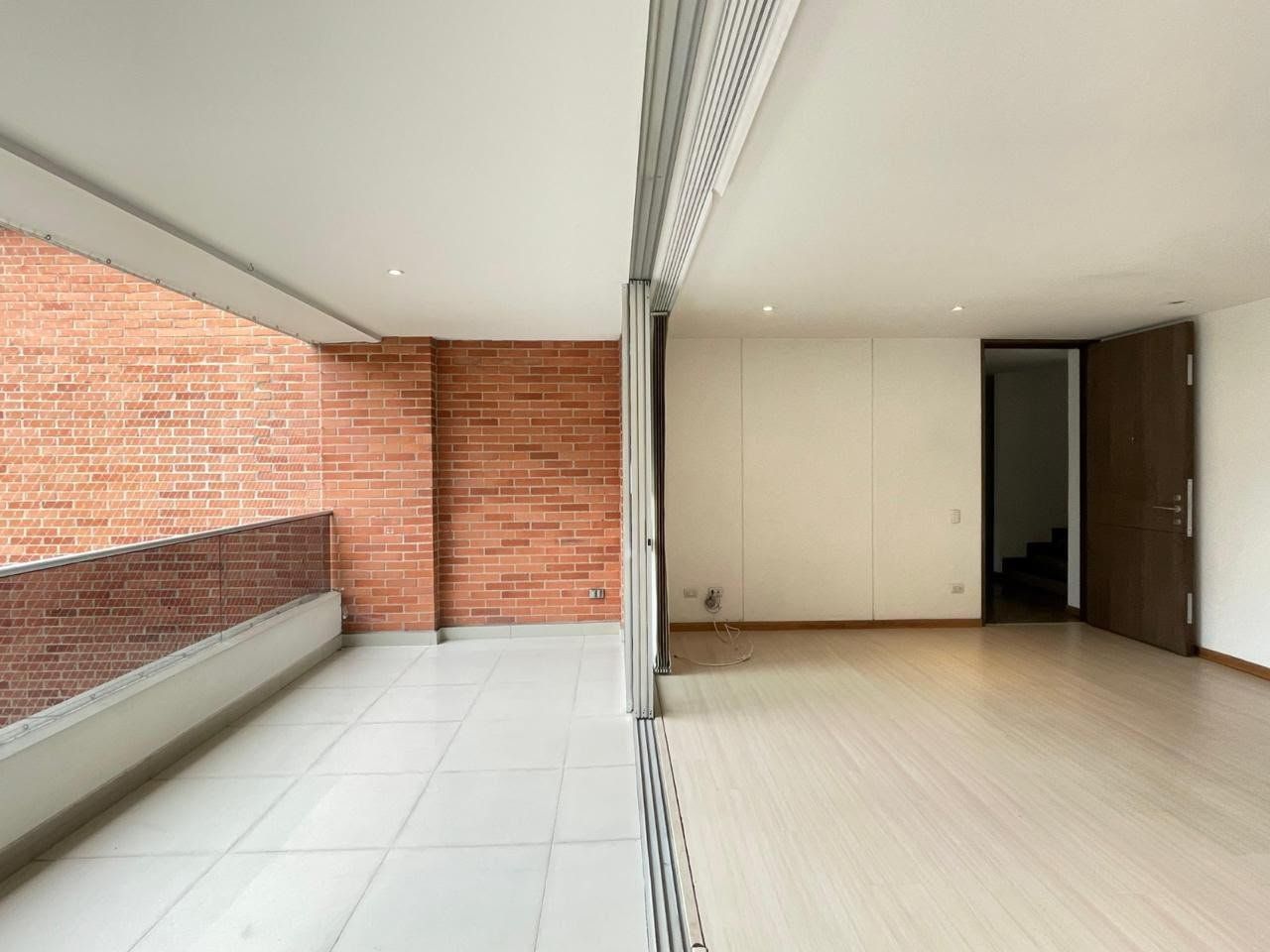 APARTAMENTO EN VENTA UBICADO EN MEDELLIN SECTOR EL POBLADO - 2