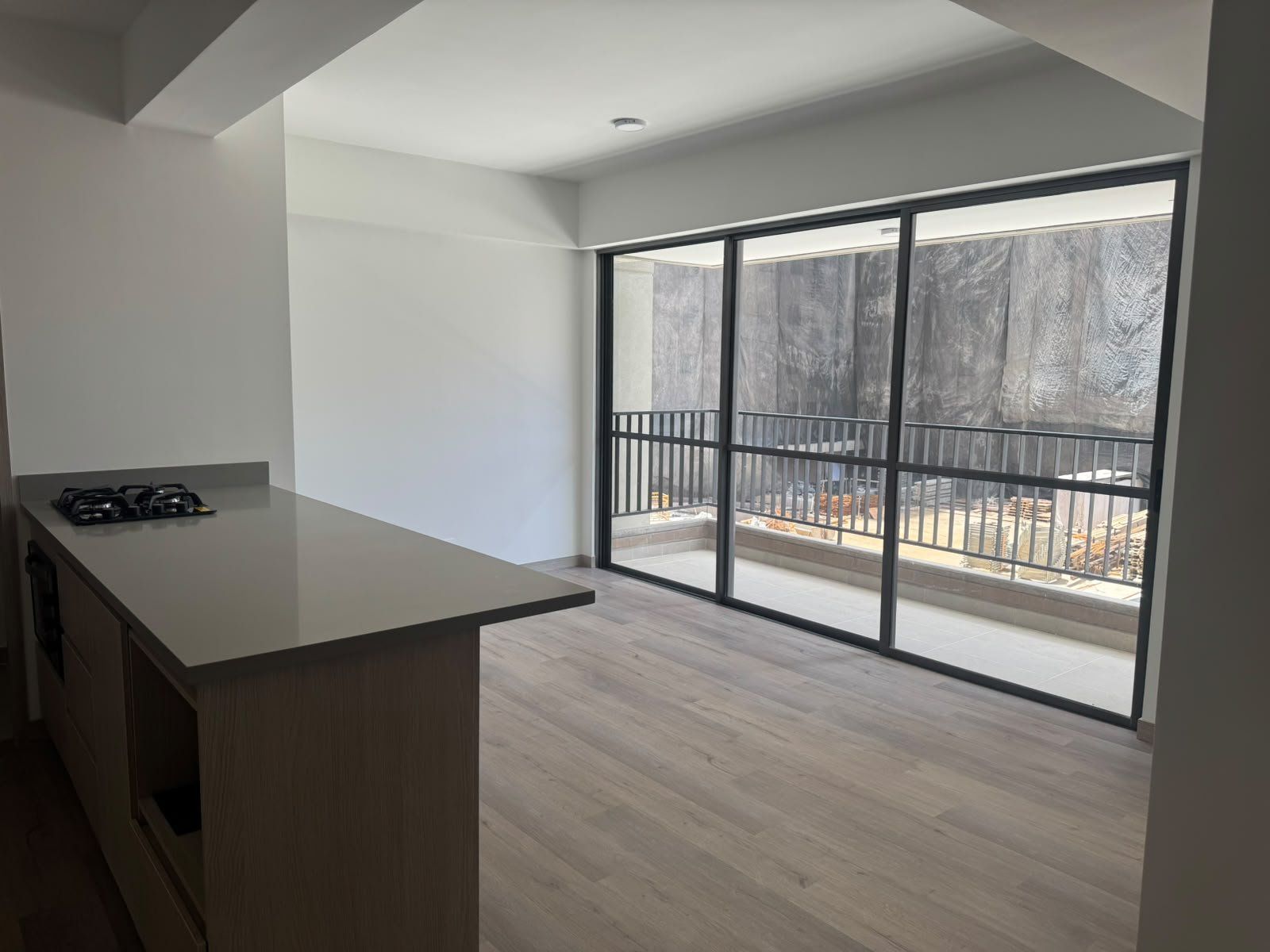 APARTAMENTO EN ARRIENDO UBICADO EN MEDELLIN SECTOR POBLADO - 4