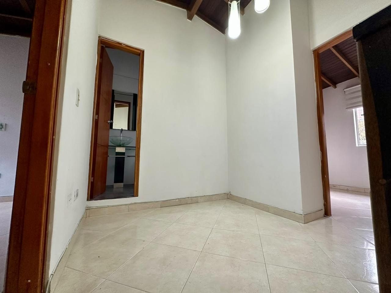 APARTAMENTO EN VENTA UBICADO EN MEDELLÍN SECTOR CALASANZ - 3
