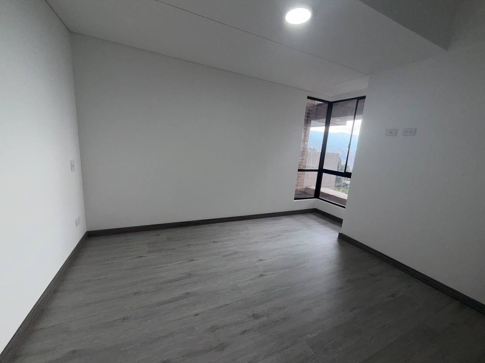APARTAMENTO EN VENTA UBICADO EN MEDELLIN SECTOR PALMAS - 5