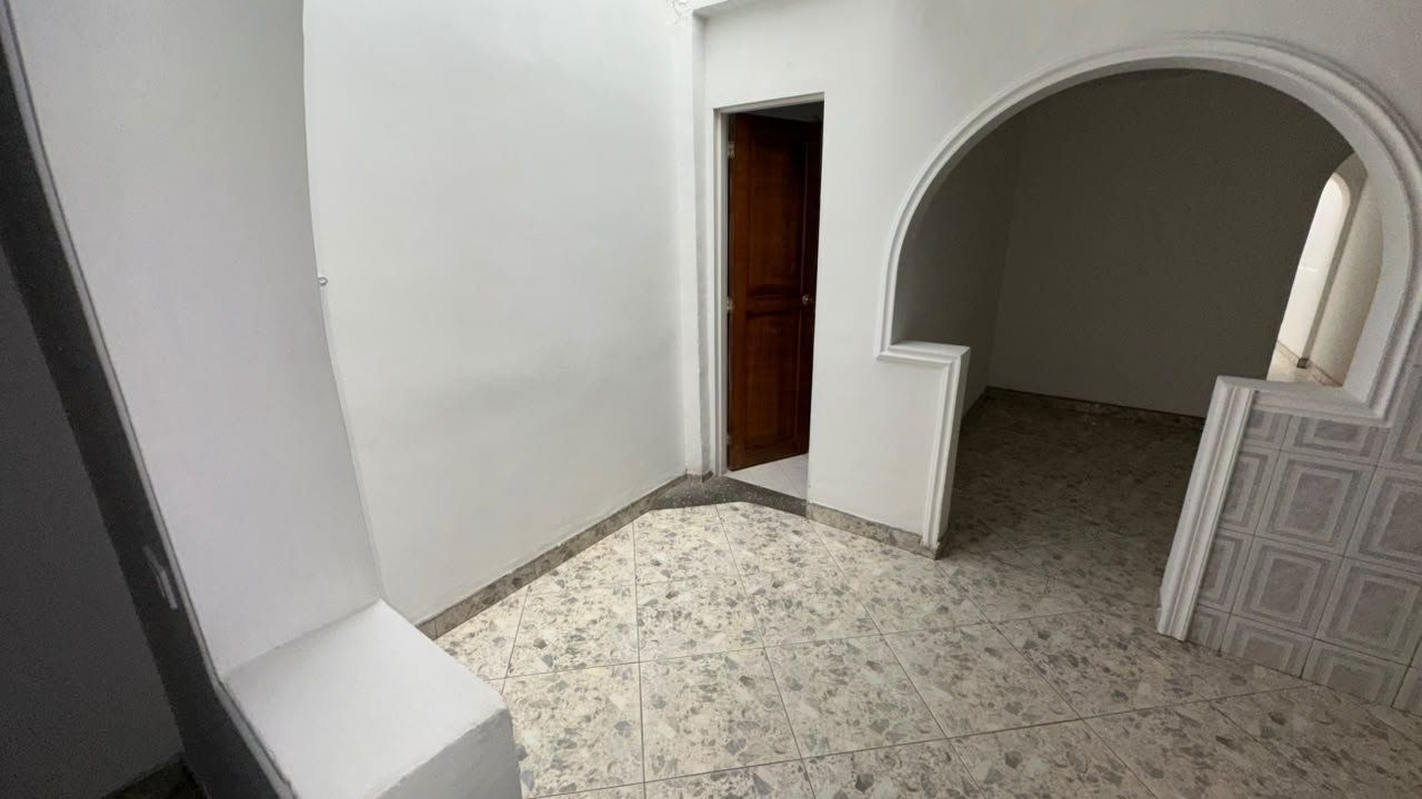 CASA EN ARRIENDO UBICADA EN BELLO SECTOR MANCHESTER - 3