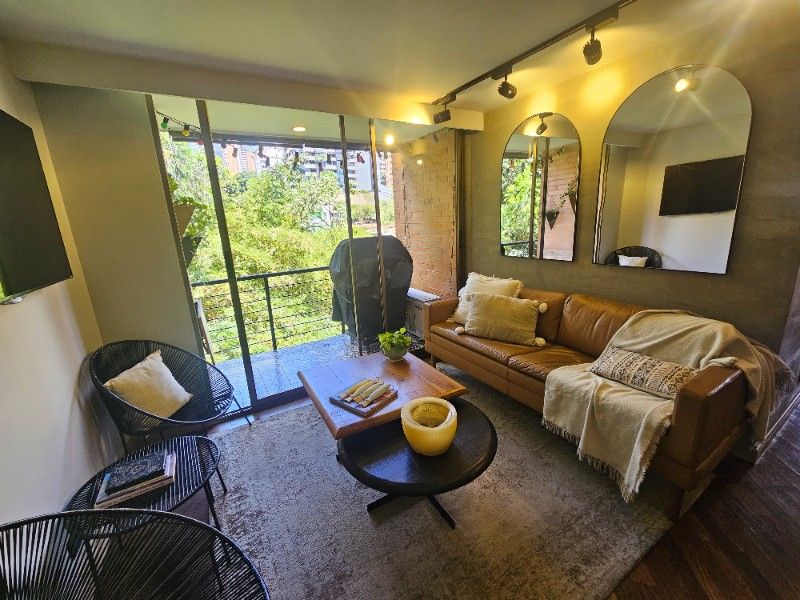 APARTAMENTO AMOBLADO EN ARRIENDO UBICADO EN EL POBLADO SECTOR MILLA DE ORO - 2