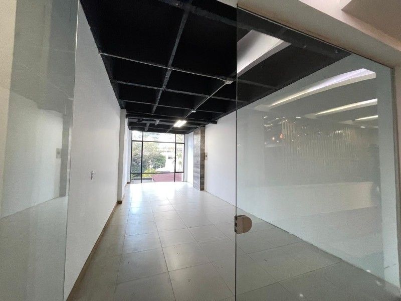 OFICINA EN ARRIENDO UBICADA EN MEDELLIN SECTOR POBLADO - 2