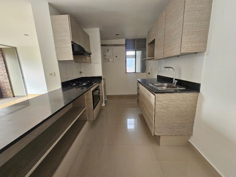 APARTAMENTO EN ARRIENDO UBICADO EN MEDELLIN SECTOR POBLADO - 4