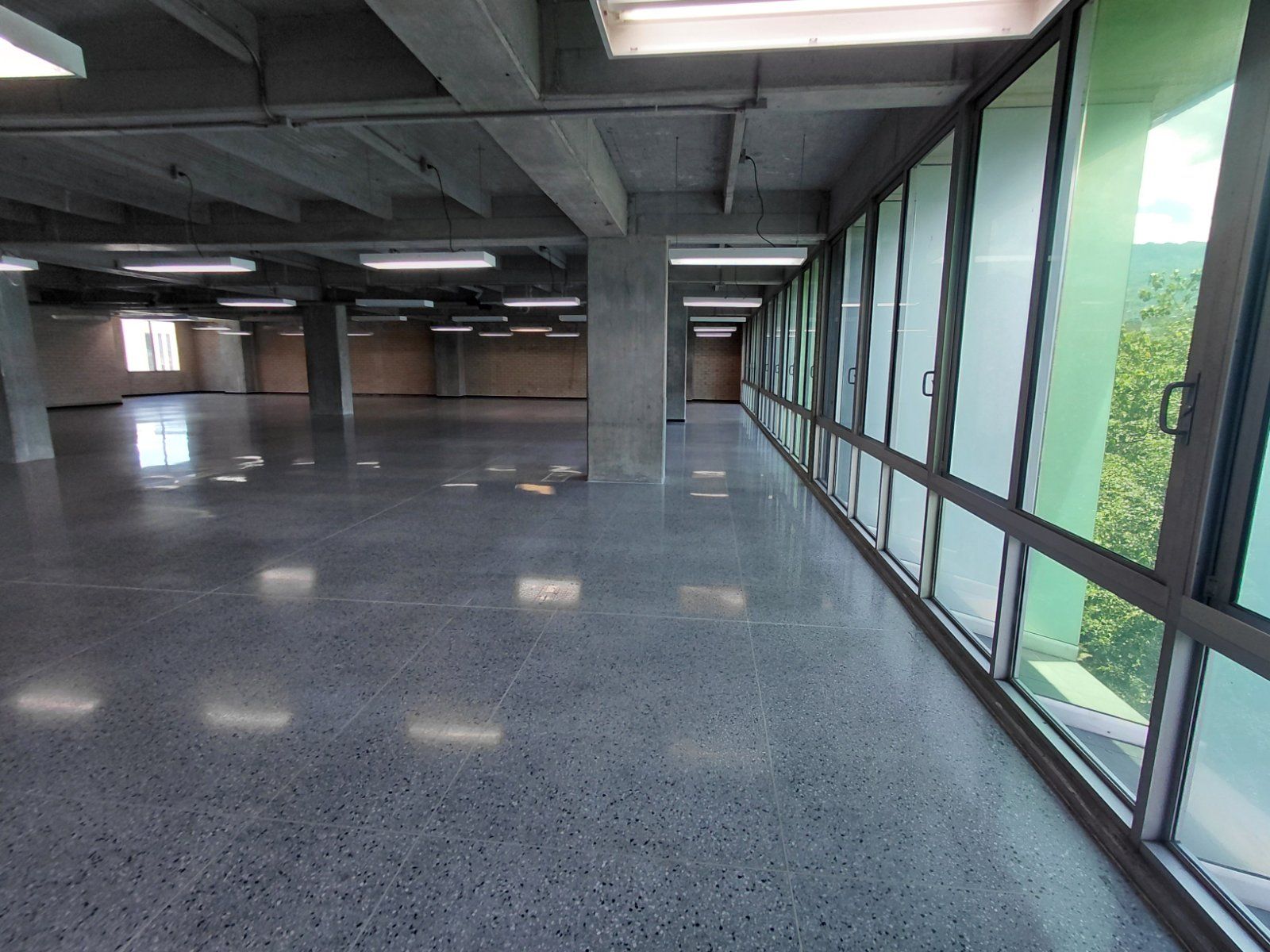 OFICINA EN ARRIENDO UBICADO EN MEDELLIN SECTOR GUAYABAL - 15
